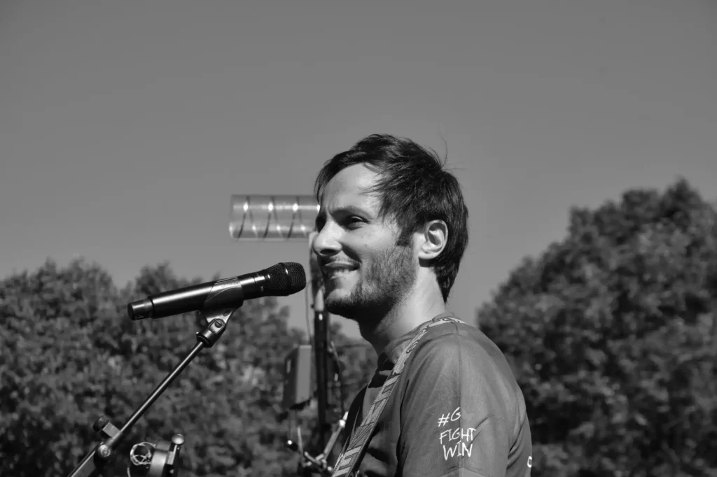 Portrait de Vianney lors de l'événement caritatif Enfants sans cancer