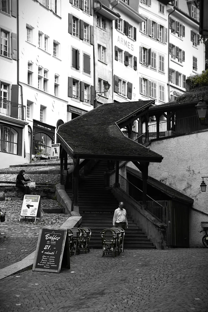 un escalier dans la ville de Lausanne