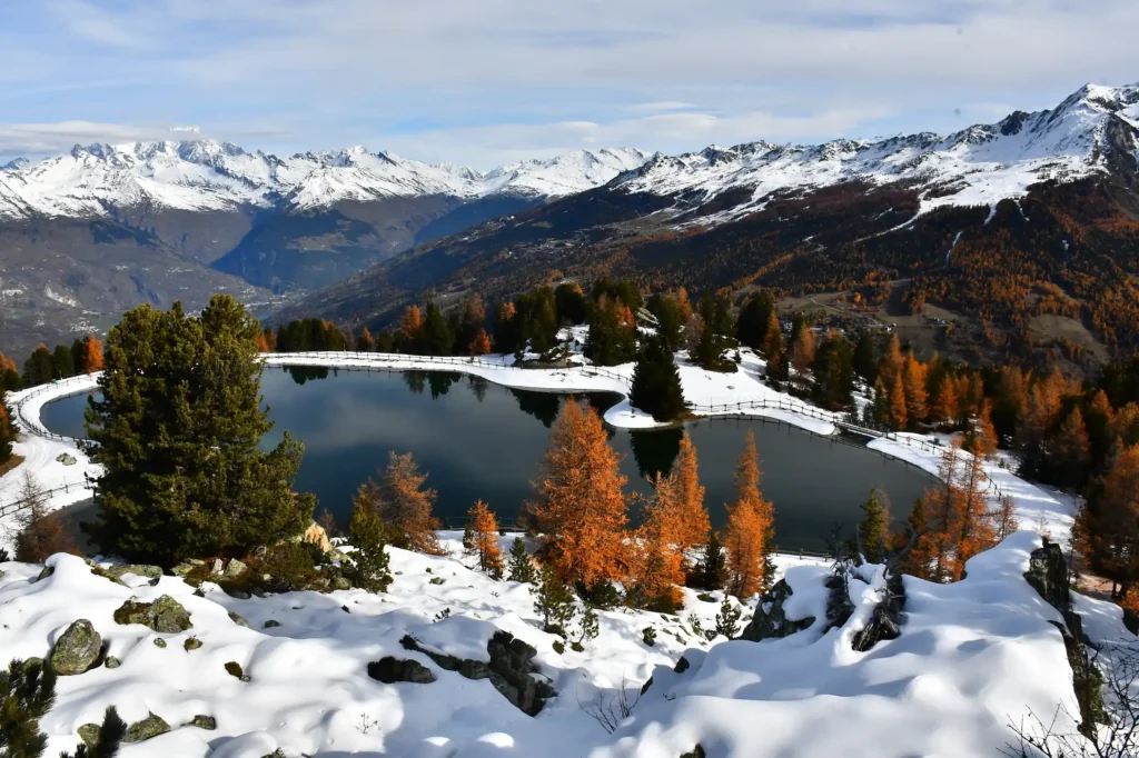 Photo de paysage et plus précisément du lac des pierres blanches à La Plagne