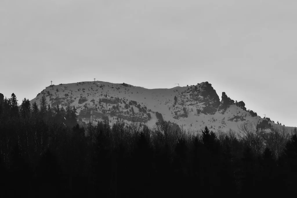 Montagne enneigée